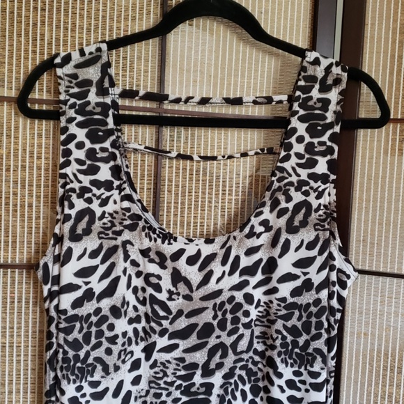 Summer Maxi Sleeveless Black,White and Khaki Leopard Style Dress - Picture 4 of 8